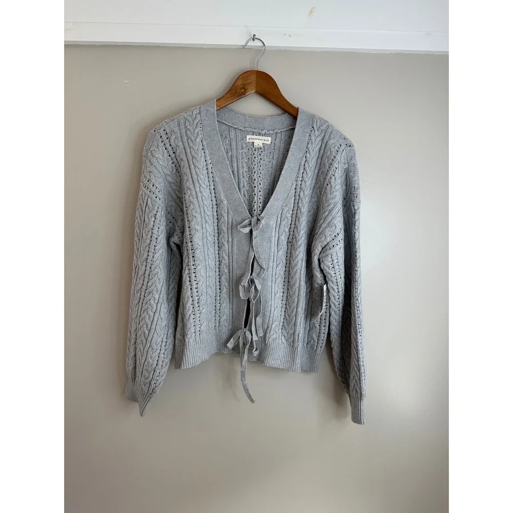 Aeropostale Cable Knit Cardigan Women M Grey EUC Reversible Bow‎ Tie Front 1278